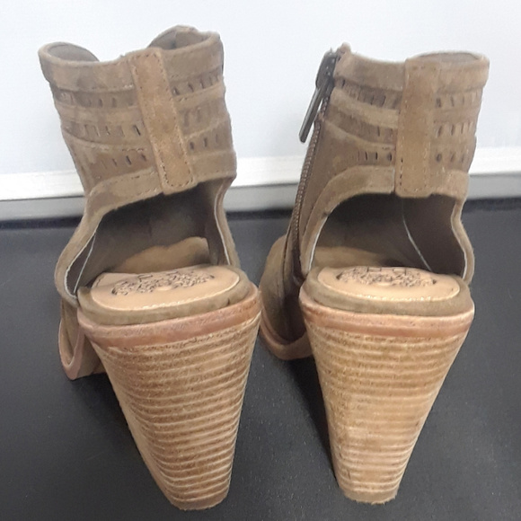Vince Camuto Koral Block Heel Open Toe Booties Brown Suede Zip Up Size 4.5M - Picture 6 of 8